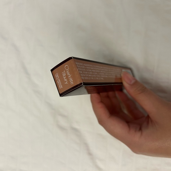 NIB Charlotte Tilbury contour wand fair/medium - Picture 5 of 5